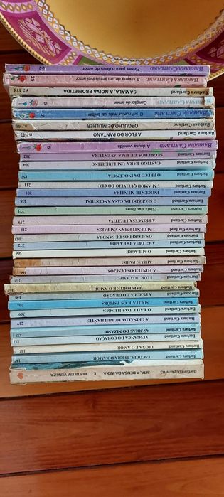 Barbara Cartland (Romances)