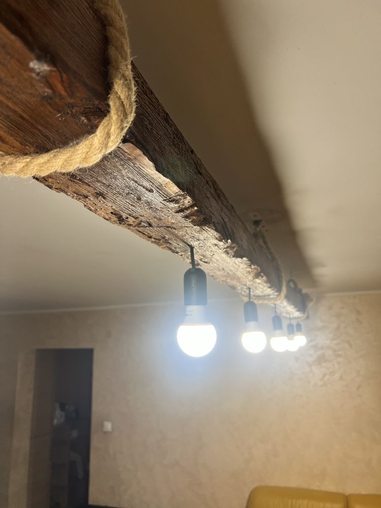 Żyrandol rustykalny / belka oświetleniowa / oświetlenie z drewna