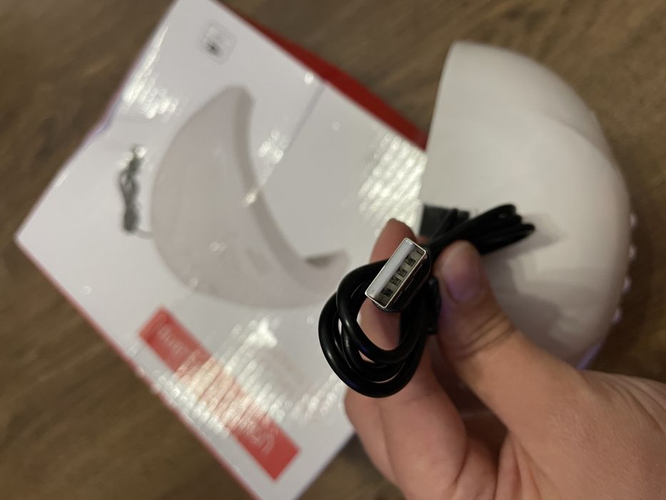 Lampa LED na USB do paznokci do lakierów hybrydowych hybryda