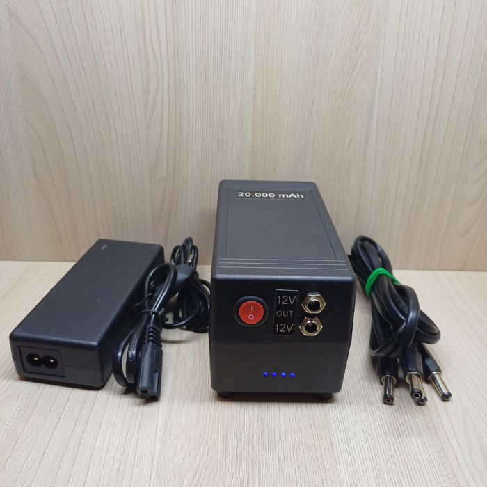 ДБЖ ИБП для роутера міні-UPS 12 вольт на 20000 mAh