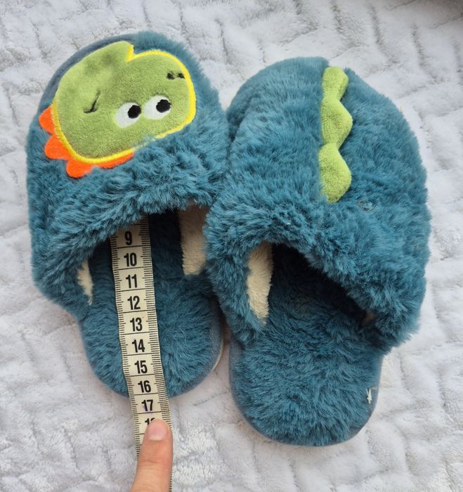 Дитячі домашні тапочки