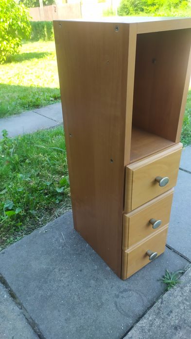 Szafka mała z szufladami