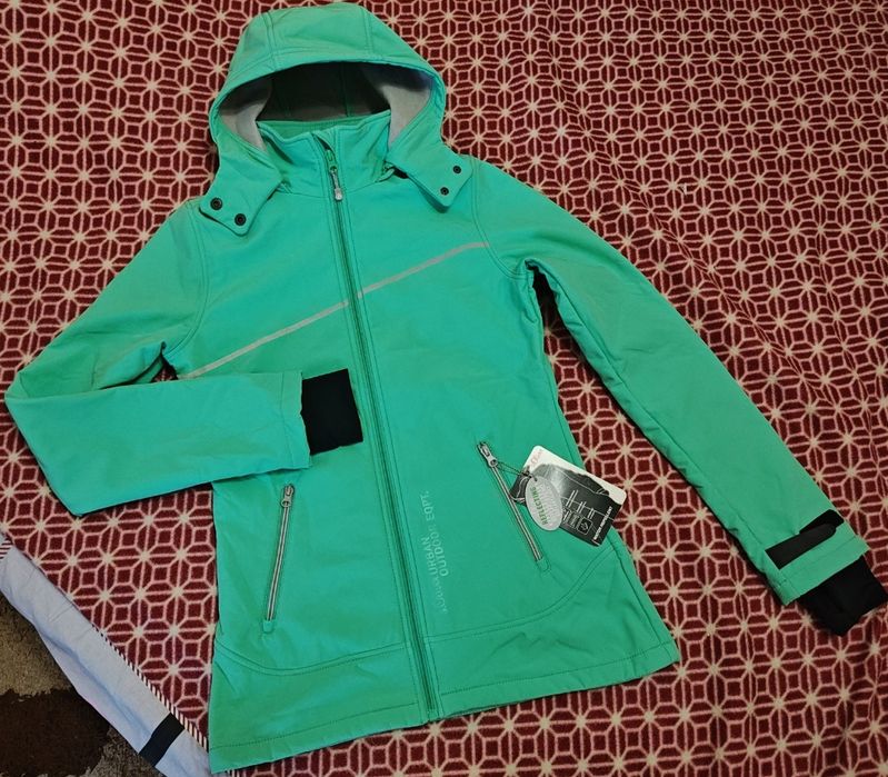 Куртка ветровка на флисе спортивния s.Oliver (р.S-M) 100% ОРИГИНАЛ!!!