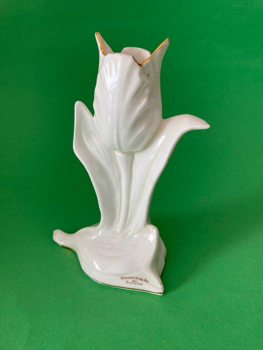 Jarra em porcelana Tulipa da Vista Alegre Antiga
