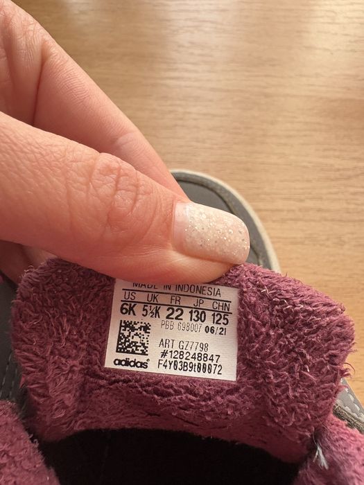 Ботинки- хайтопи adidas розмір 22