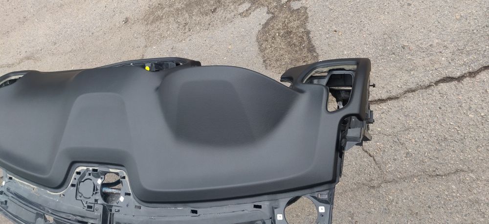 Торпедо передняя панель Jeep Compass