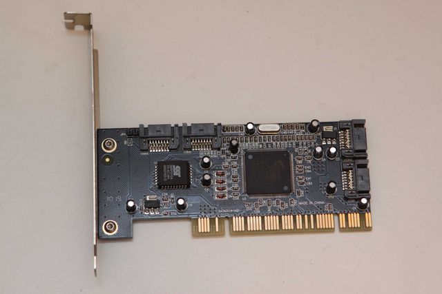 Kontroler Adapter Karta PCI na 4x SATA RAID Silicon