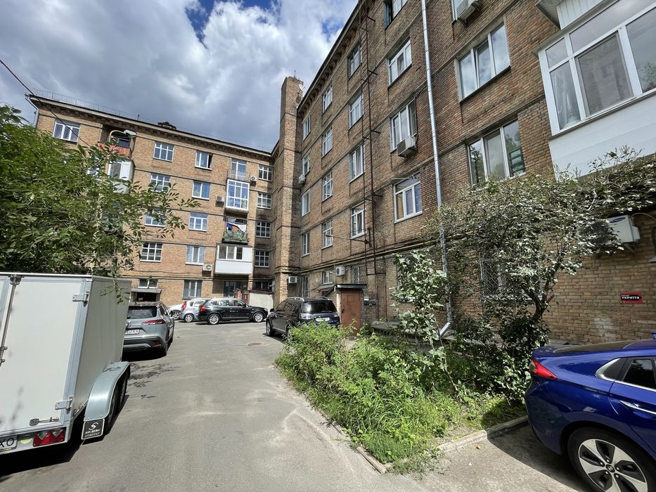 Продаж 3к квартири,вул. Святослава Хороброго, 2, Севастопольська площа