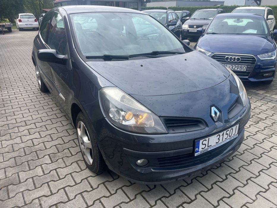 Renault Clio 1,2 benzynka
