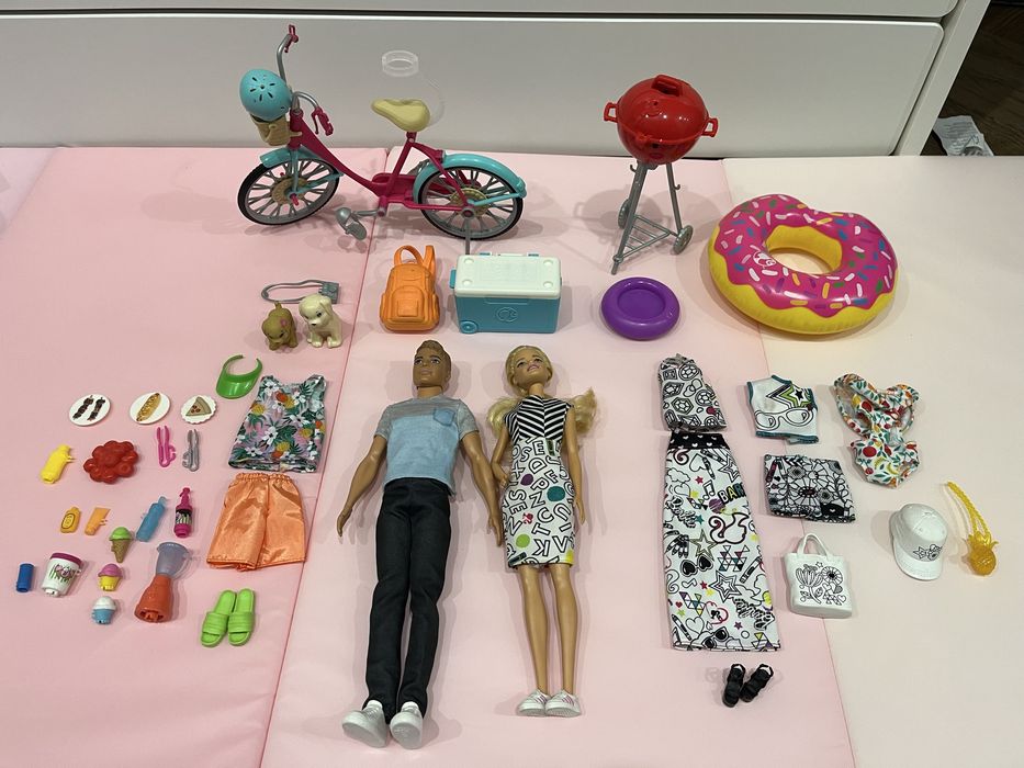 Zestaw wakacyjny Barbie i Ken