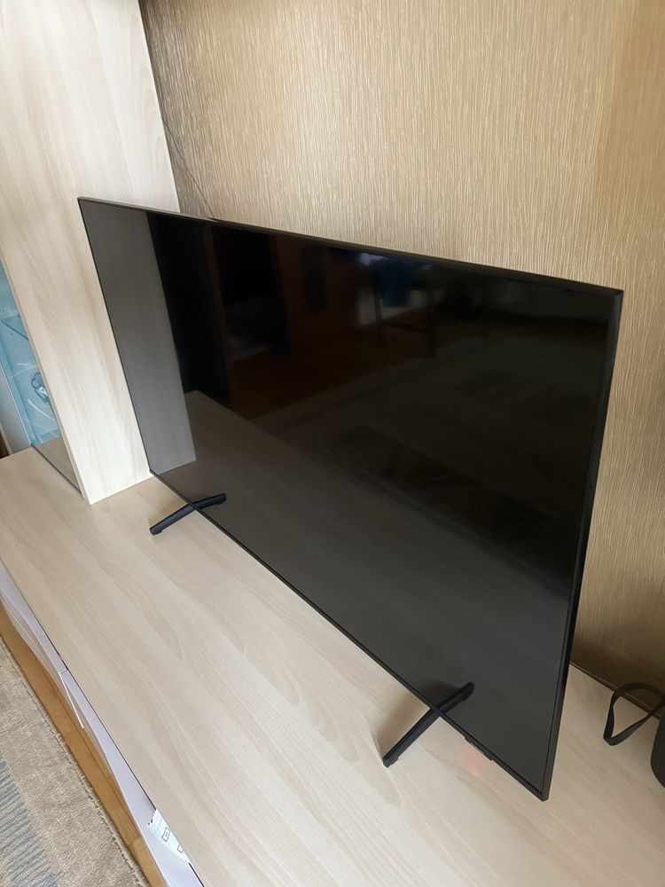 Телевизор Samsung UE50BU8002KXXH