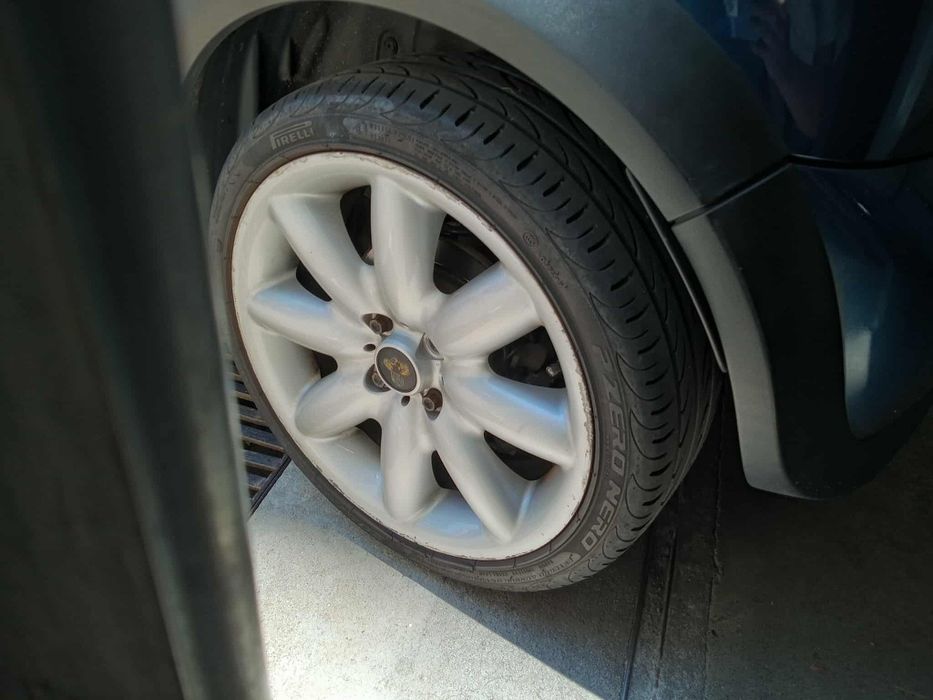 Mini cooper (negociável)