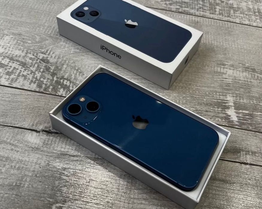 Продам iPhone 13 128