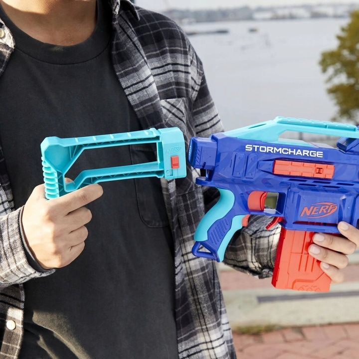 Pistolet Nerf Elite 2.0 Automatyczny Stormcharge 4w1 20 Strzałek +10 W
