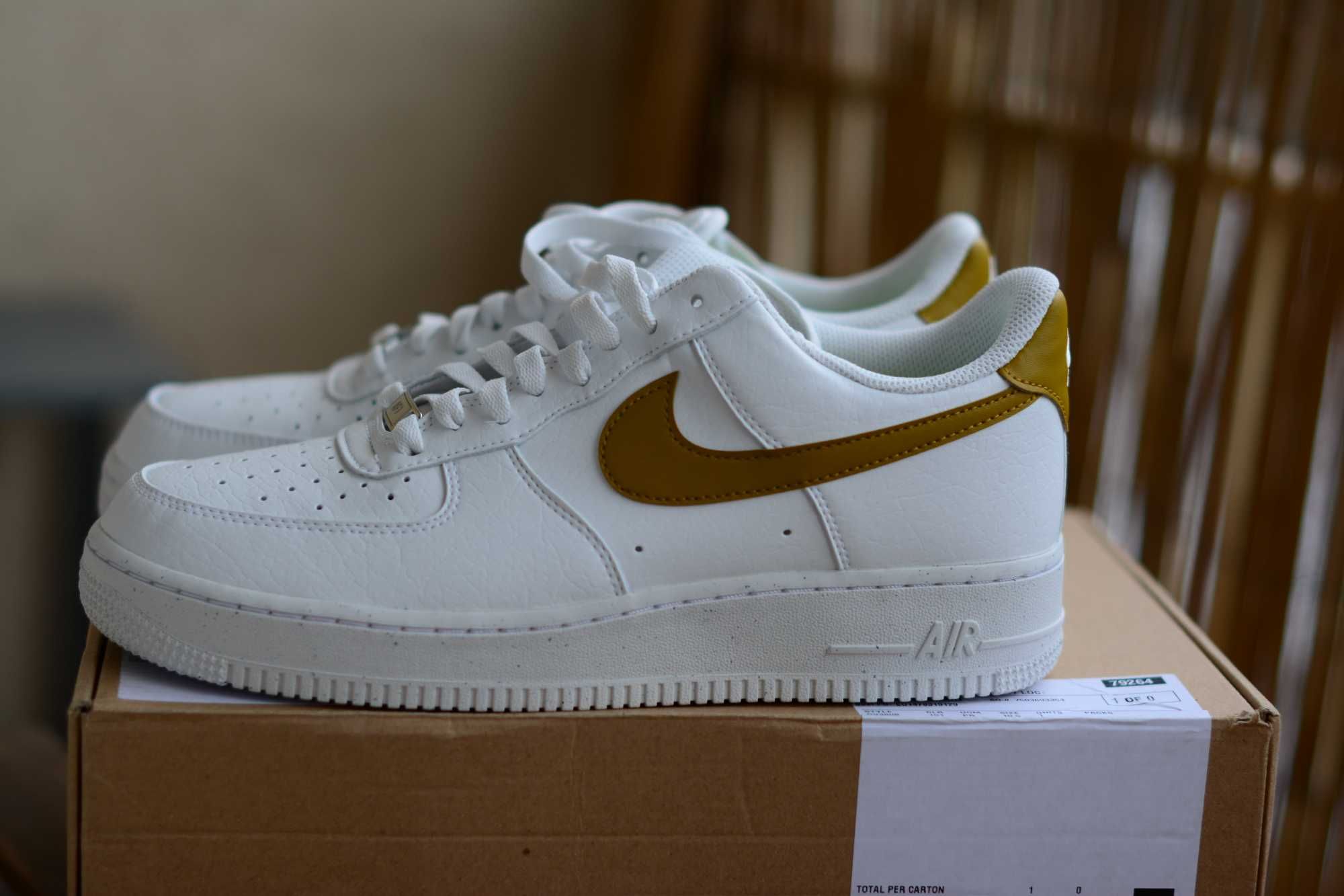 Nike Air Force 1 '07 NN rozmiar 10.5US / 42.5 / 27.5 cm