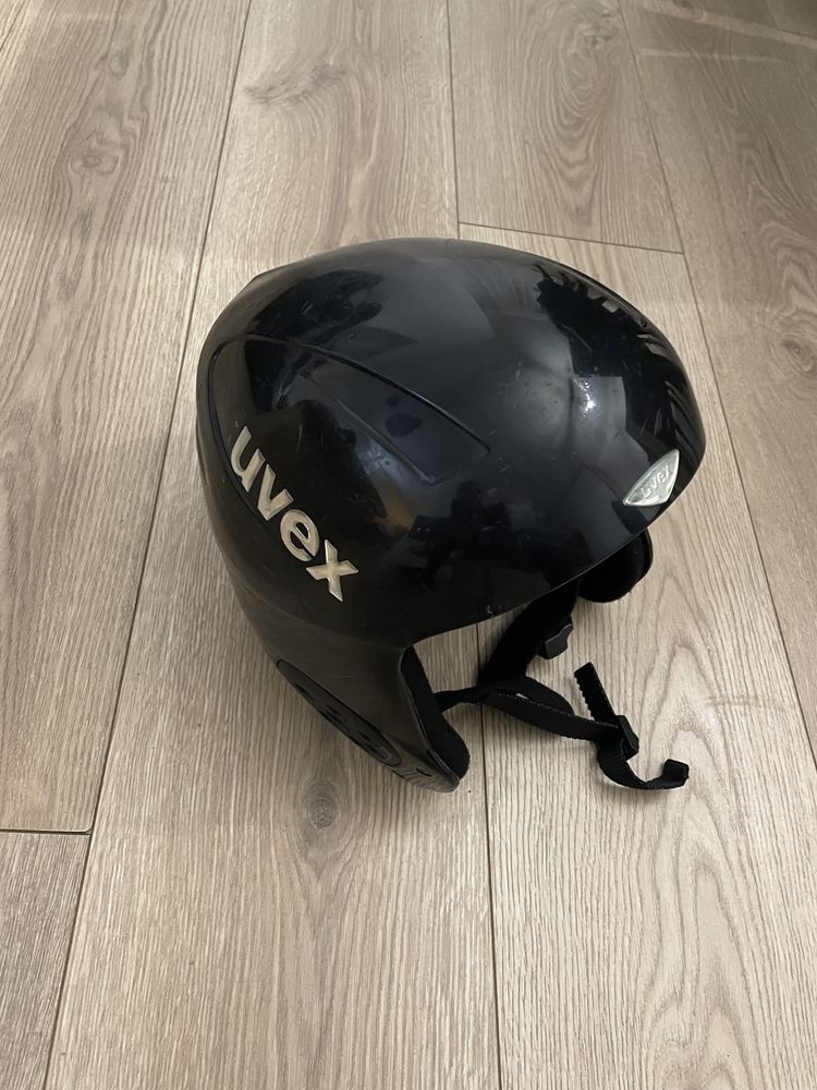 Kask narciarski Uvex dziecięcy