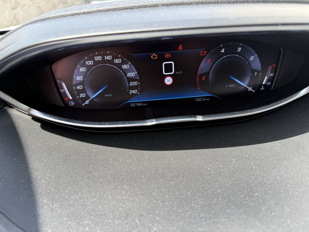 Peugeot 3008 1.5 HDI Active