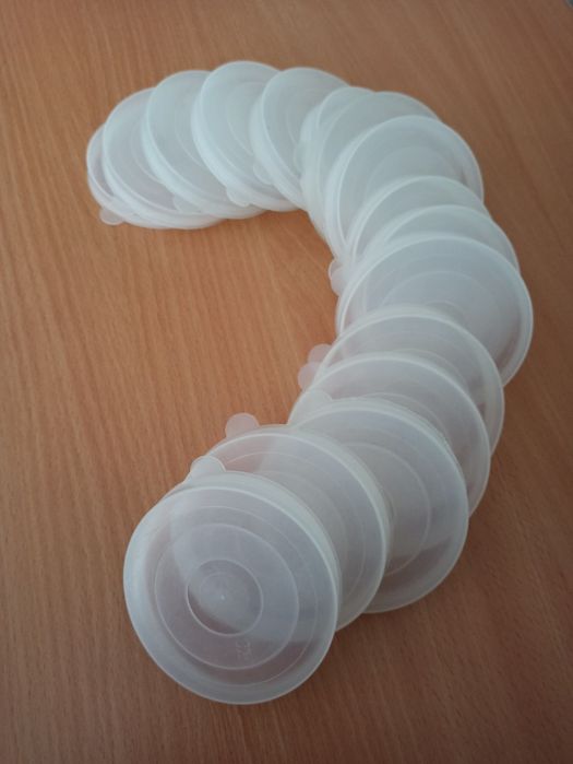 Кришкі поліетиленові, сковорода, каструля