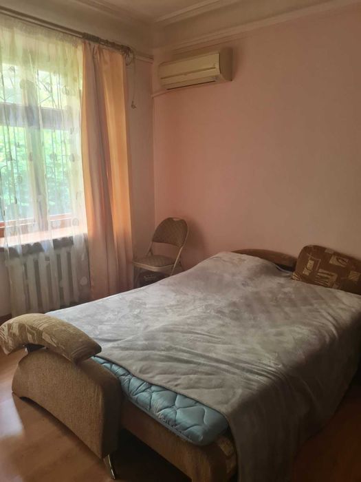 Дом на Костанди Киевский  р-н