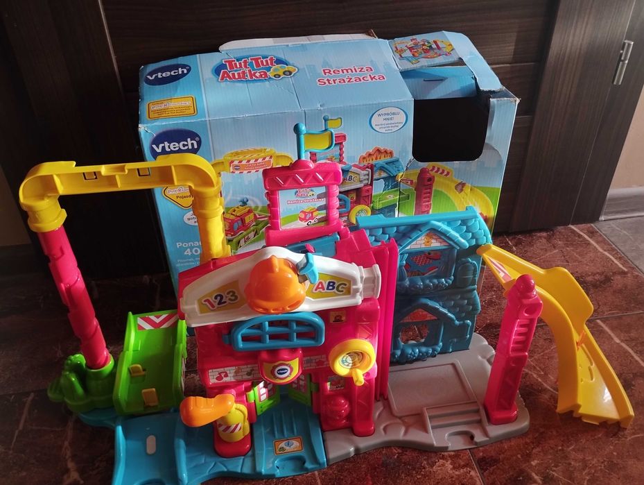 Sprzedam vtech straż pożarna 1-5lat