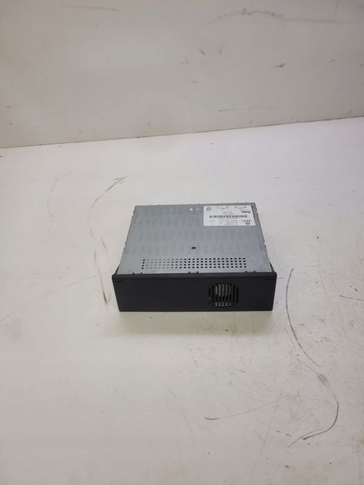 TUNER ODBIORNIK TV DVD AUDI A3 A4 A6 A8 4D0919146D