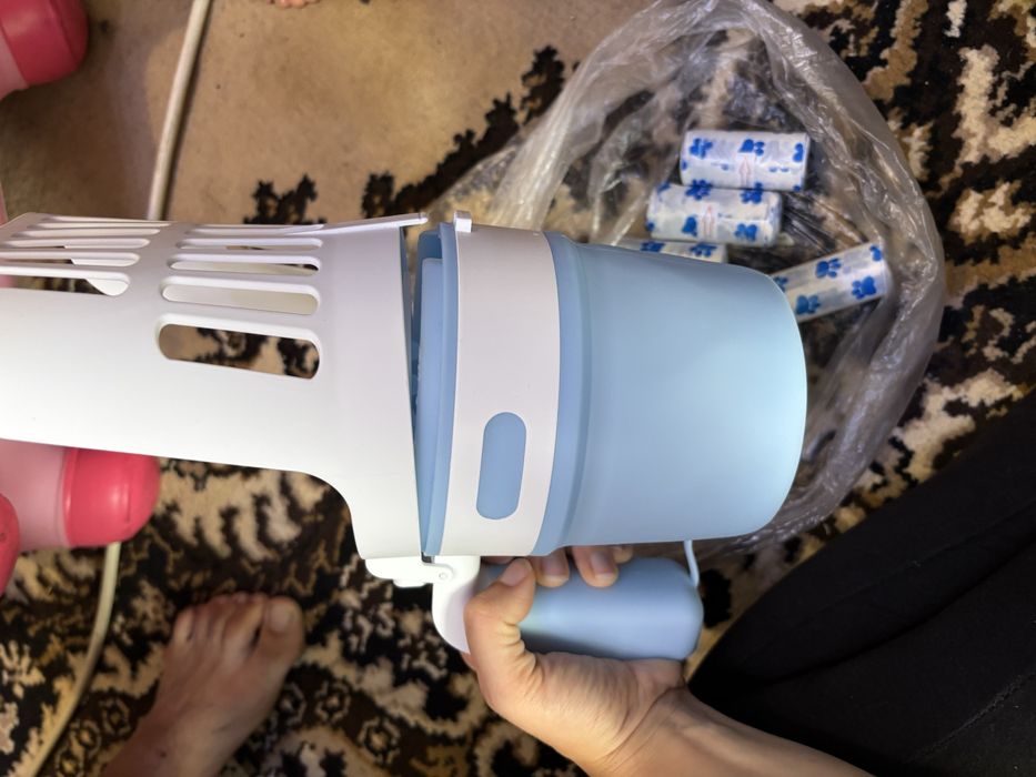 Савок контейнер для котячого туалету.