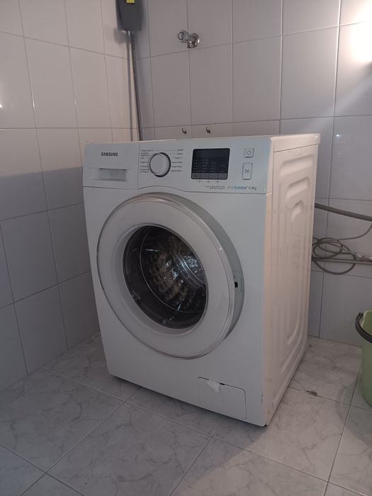Máquina Samsung 8 kilos 150,00