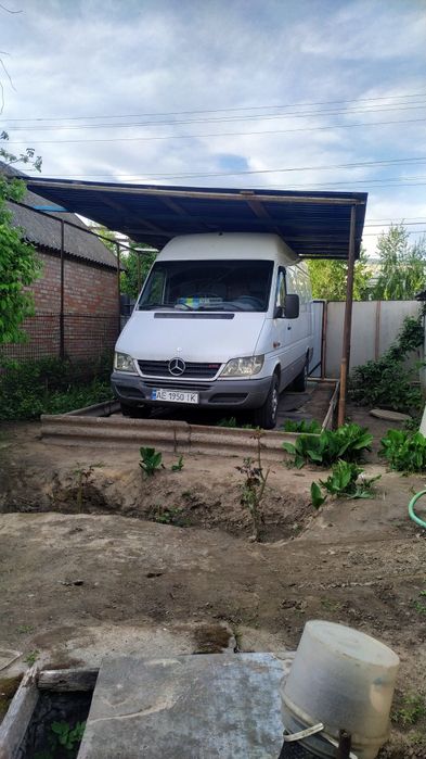 Продам спринтер 2.2сді