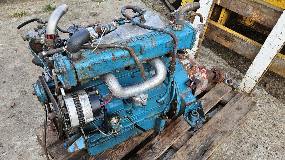 Silnik diesel 4cylindry bmc z przekładnią Łódź motocruiser