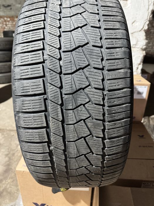 Зимові шини Continental 275/50R21