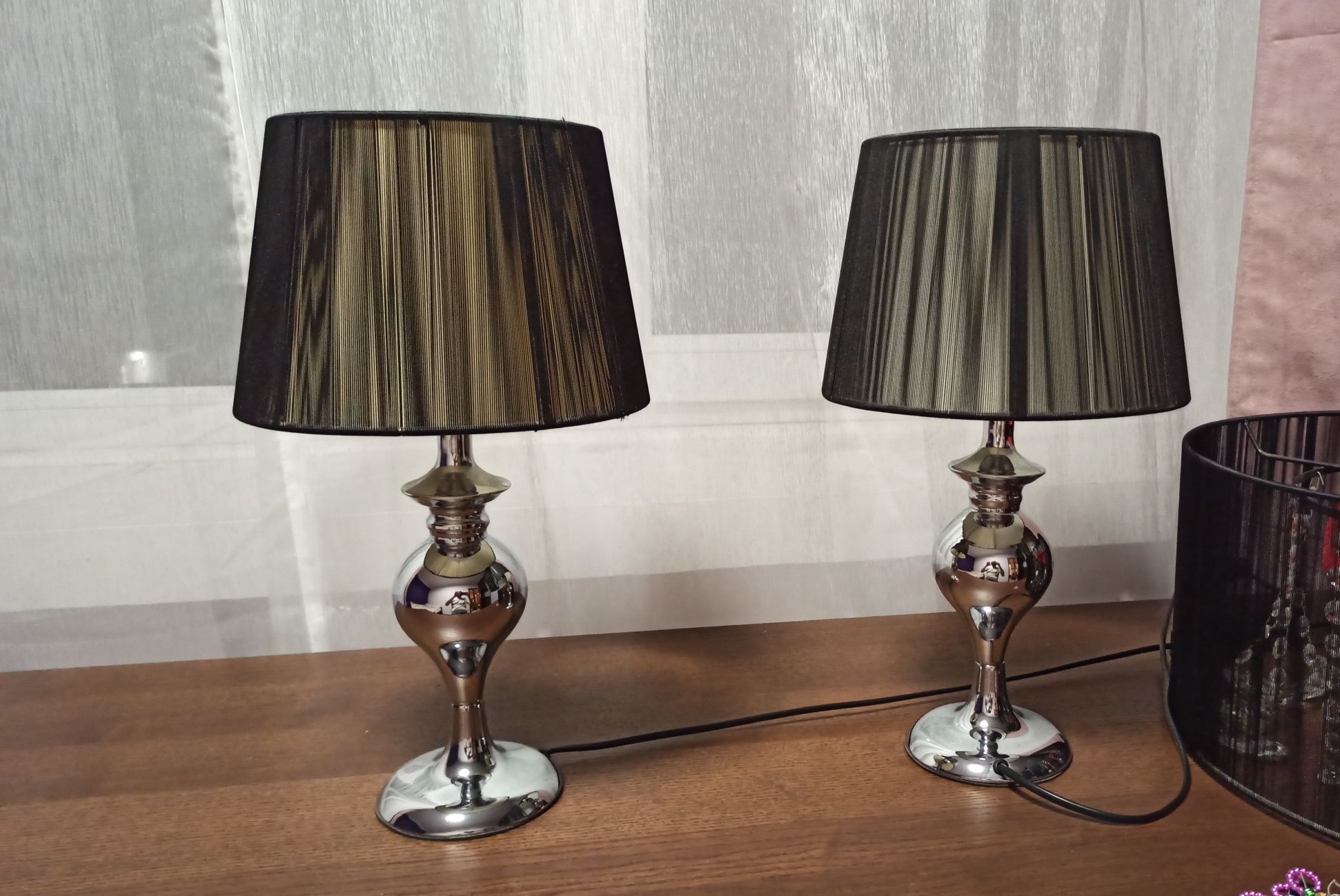 Zestaw lampki nocne i lampa żyrandol