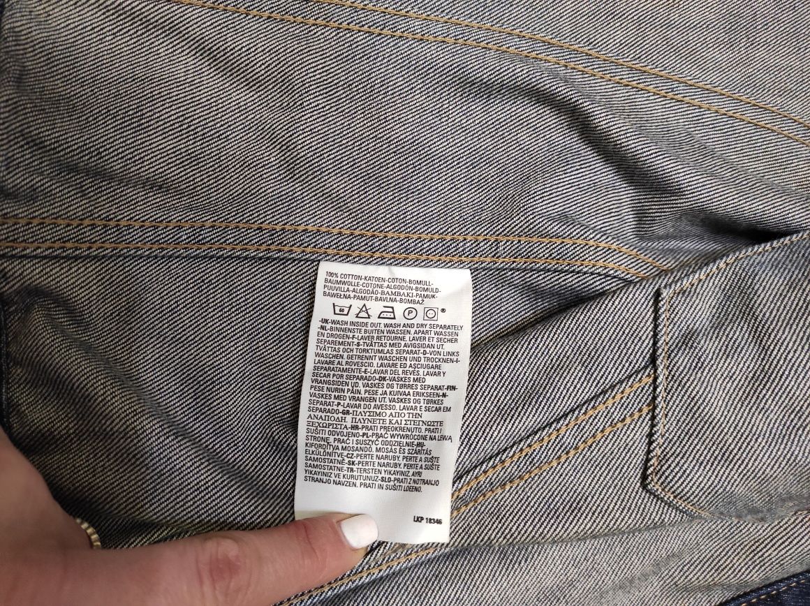 Джинсовка levi's оригінал s розмір нова