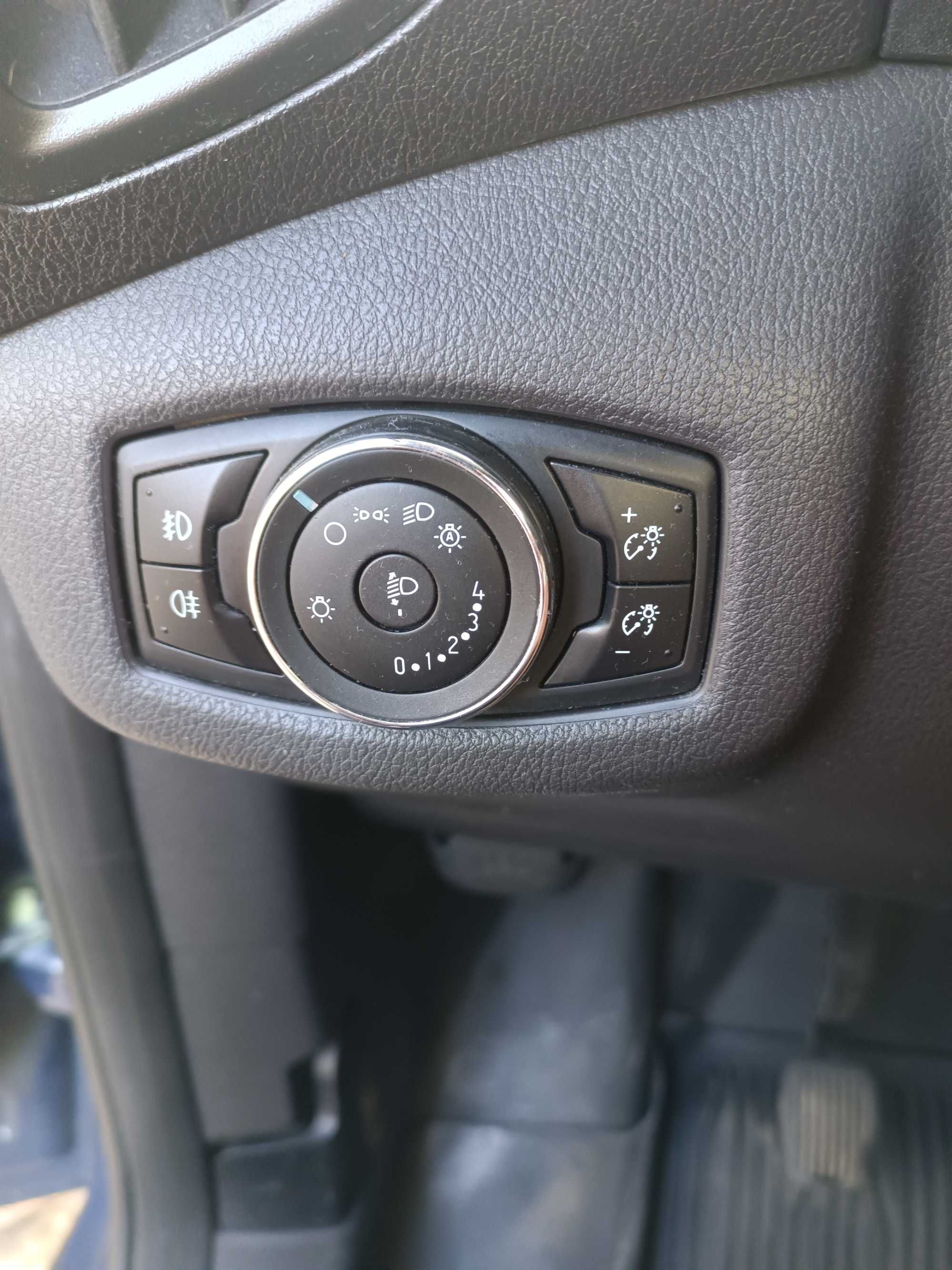 Ford Transit Connect 3 Lugares