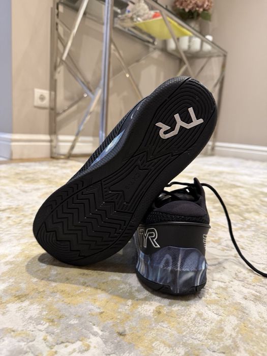 Кросівки чоловічі спортивні TYR