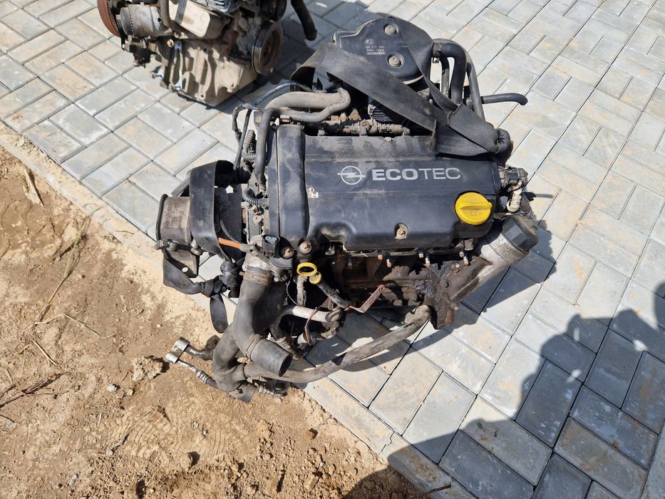 Silnik opel corsa c 1.2