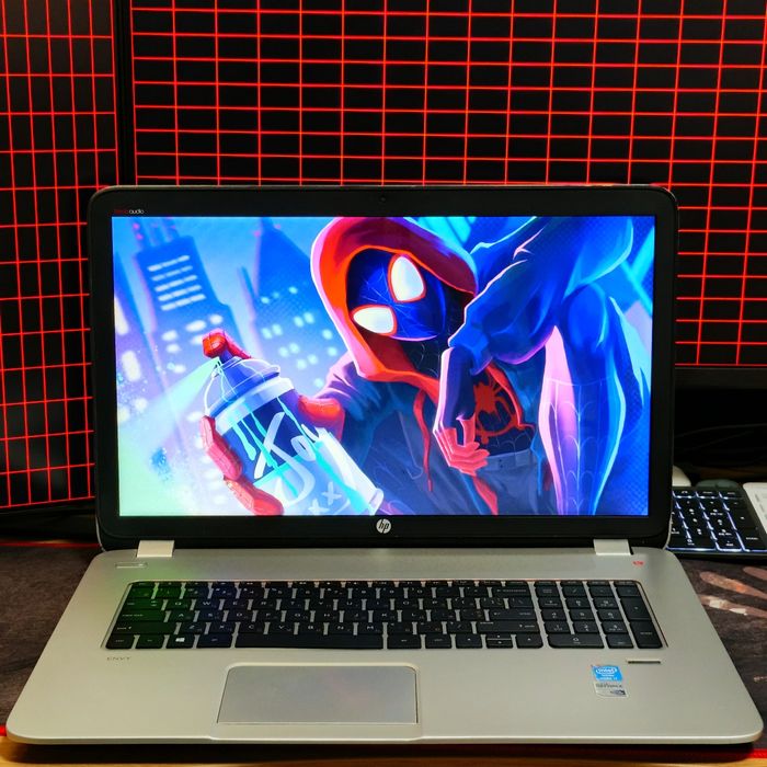 Ноутбук HP Envy 17.3 i7 8/128gb SSD+500gb HDD Nvidia GeForce GT 740M
