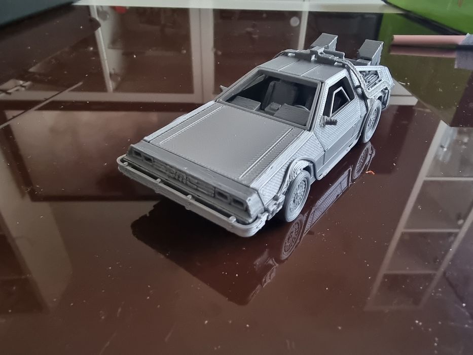 Delorean model kit