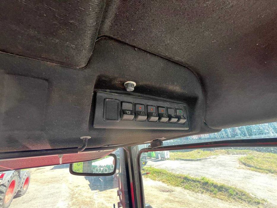 Колісний трактор МТЗ Беларус 2022.3