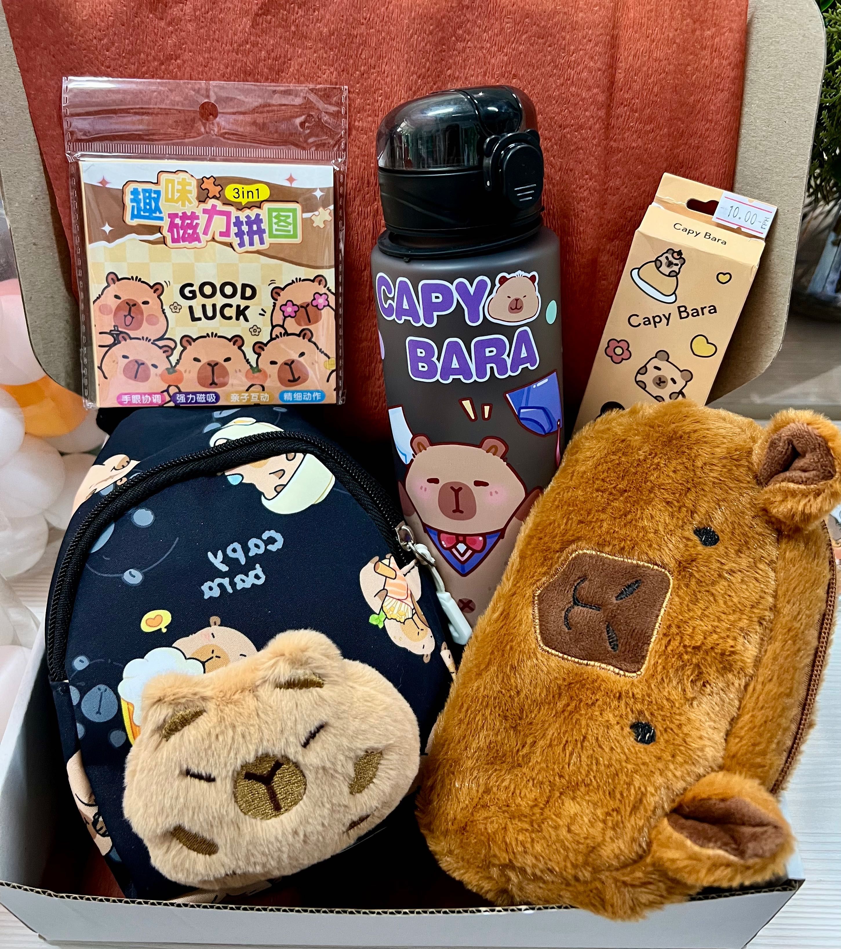 Іграшка капібара capybara подарунковий набір пляшка, сумочки