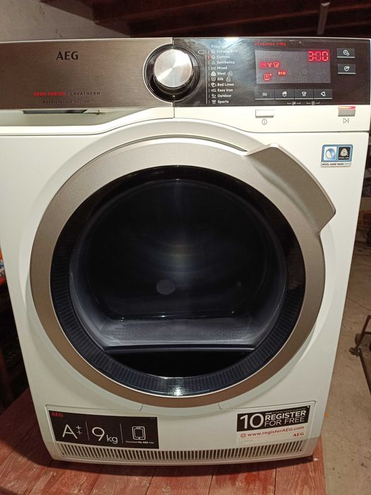 Suszarka do ubrań AEG Lavatherm 8000 series  9kg stan BDB