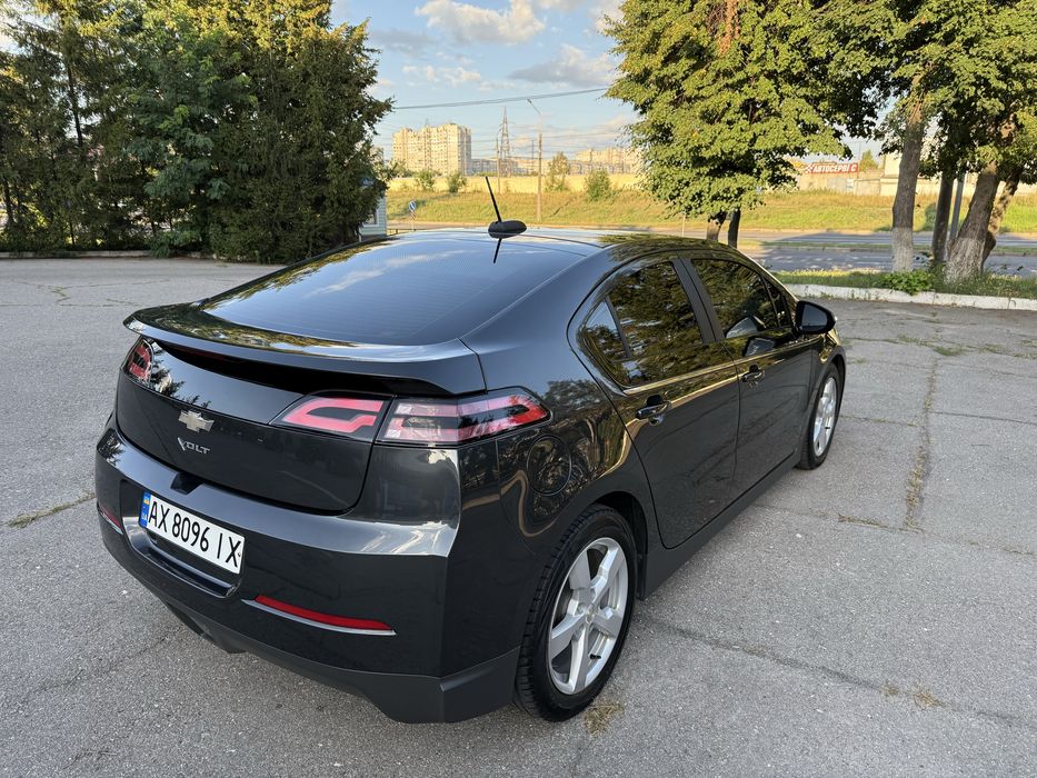 Продам Chevrolet Volt Шевроле вольт 2015 в гарному стані