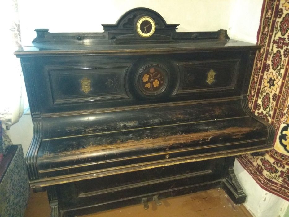 Продам австрійське піаніно під реставрацію Gebruder Stingl Wien.
