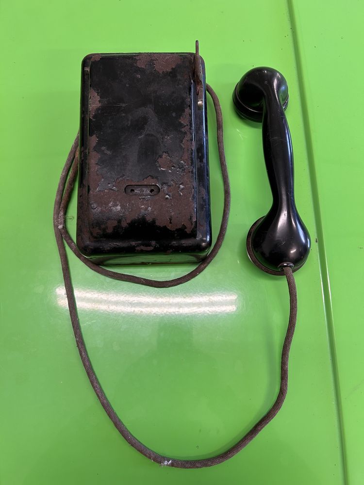 Telefon stary kolejowy
