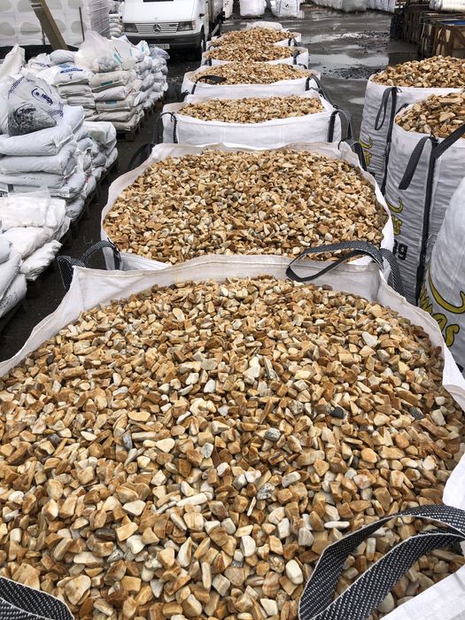 Галька,Крошка,Сланець,Мрамор,Бут,Плитка,Мармур