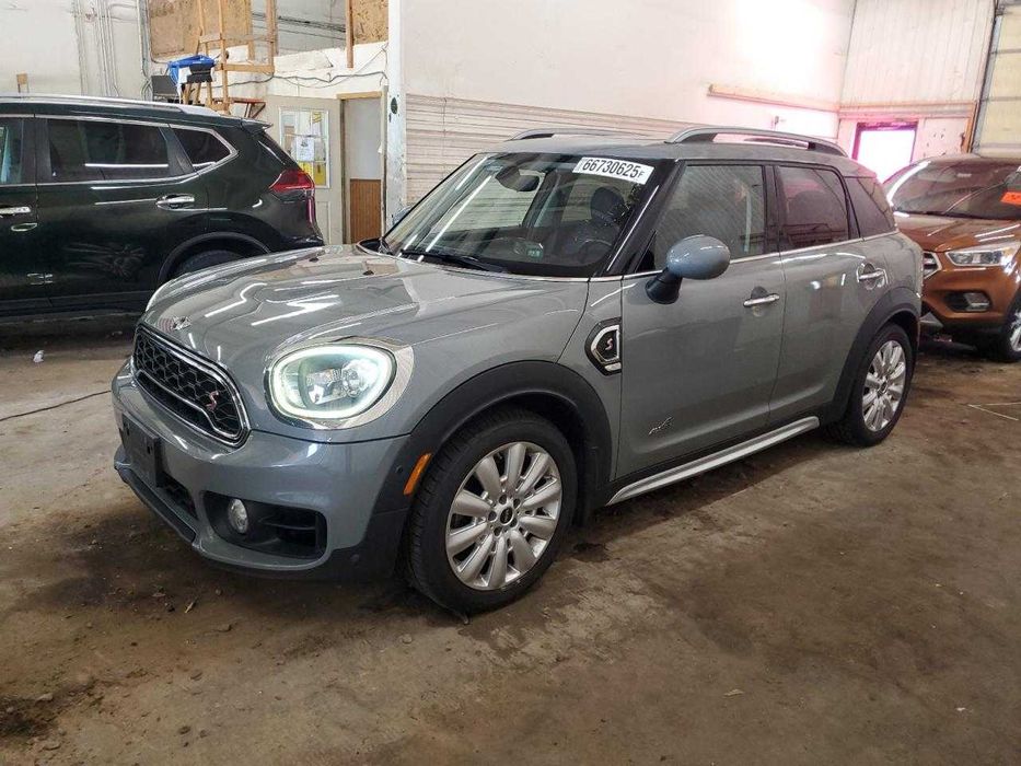MINI Countryman Cooper 2018 очікує завантаження