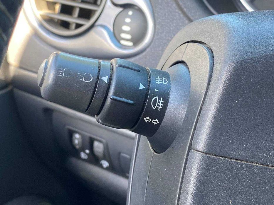 Продам автомобіль Renault Clio 3