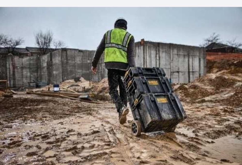 Комплект ящиков DeWalt 2.0 ящик на колесах Девольт DWST83402