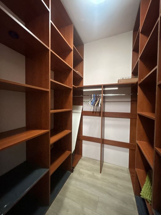 Оренда 1 к вул. Тираспольська  58 метро Сирец