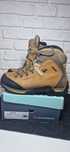 Garmont 42.             .