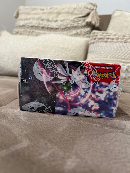 Pokémon Paradox Rift Booster Box